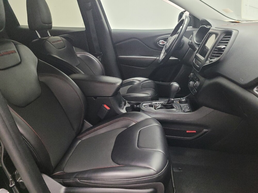 2020 Jeep Cherokee in Downey, CA 90241 - 18095885 21