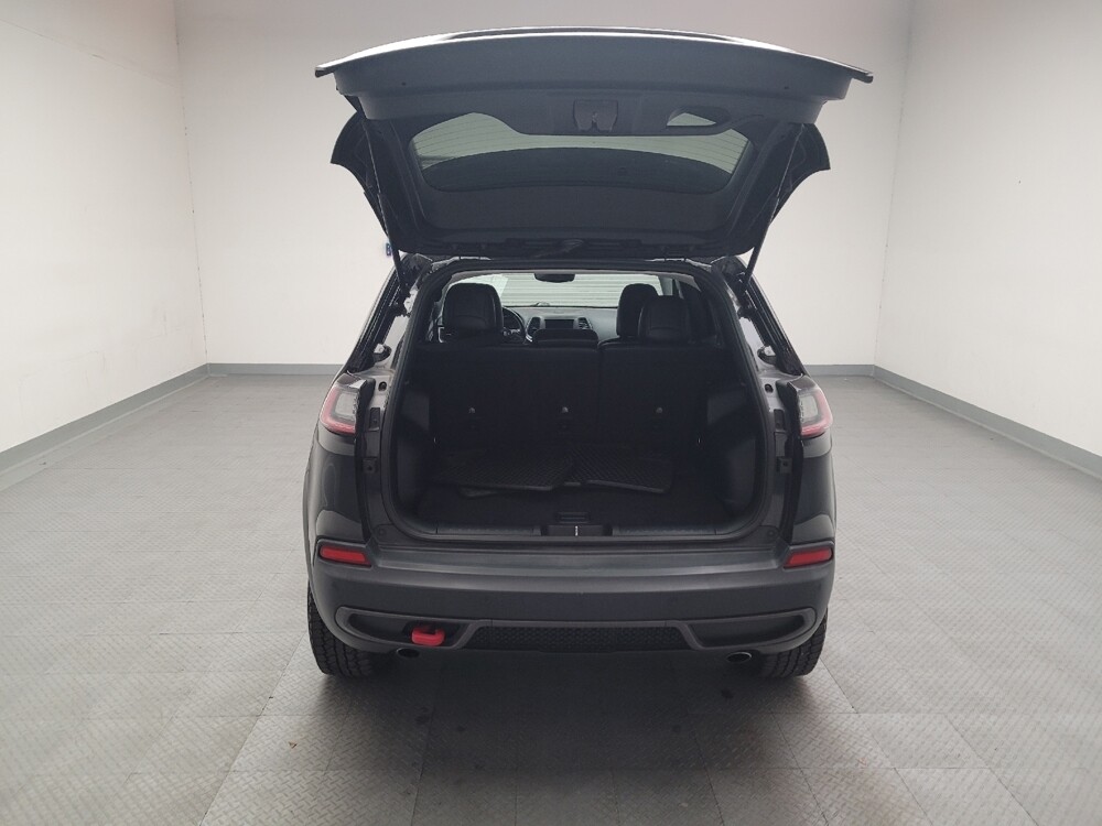 2020 Jeep Cherokee in Downey, CA 90241 - 18095885 29