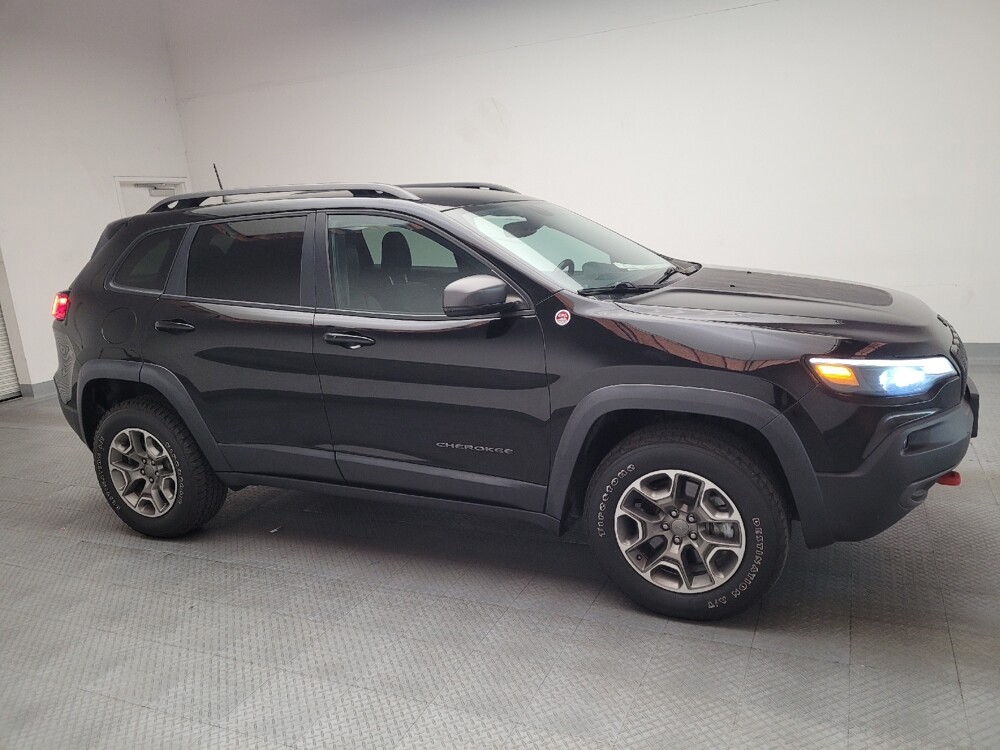 2020 Jeep Cherokee in Downey, CA 90241 - 18095885 11