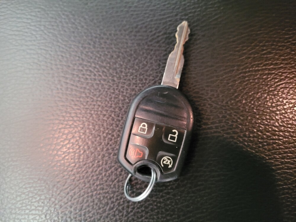 2013 Ford F150 in Riverside, CA 92504 - 18095888 32