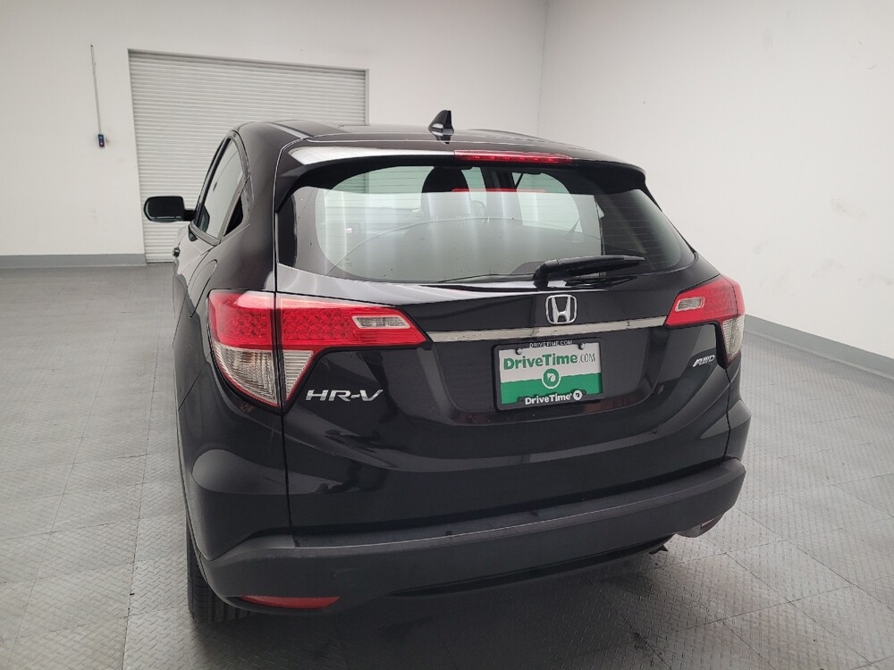 2020 Honda HR-V in Downey, CA 90241 - 18095890 6