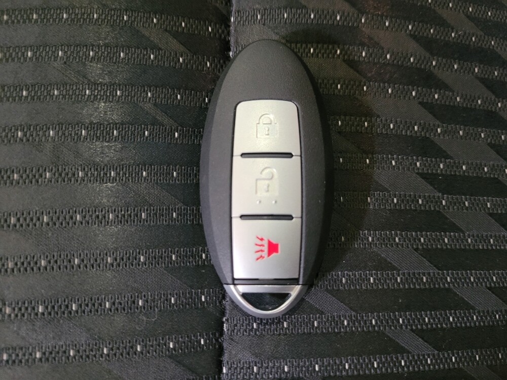 2017 Nissan Altima in Downey, CA 90241 - 18095891 32