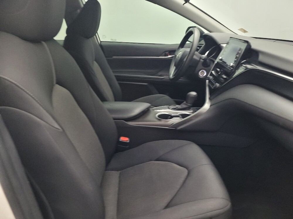 2021 Toyota Camry in Orlando, FL 32808 - 18095896 21