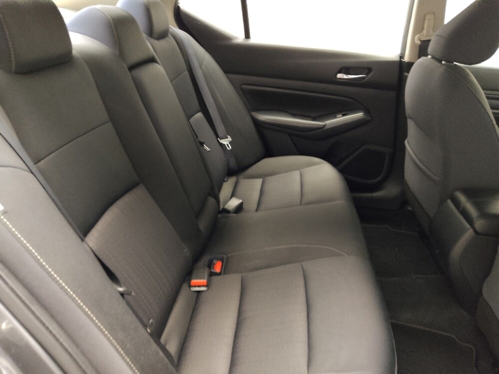 2019 Nissan Altima in Jackson, MS 39211 - 18095902 19