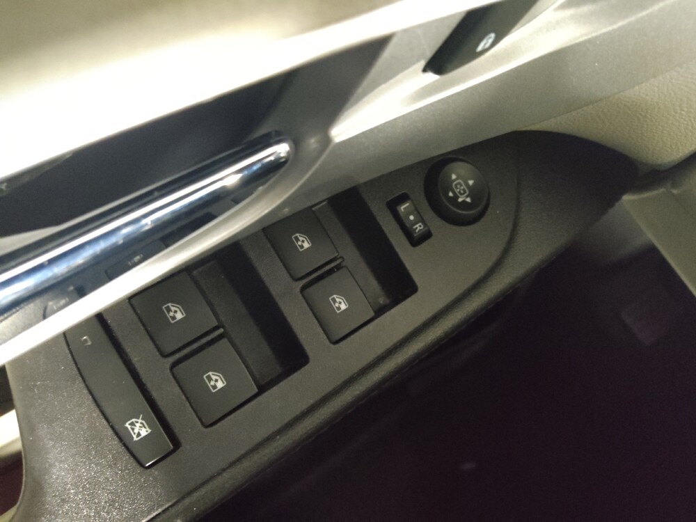 2017 Chevrolet Equinox in Athens, GA 30606 - 18095910 27