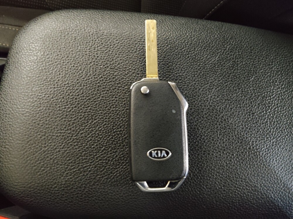 2020 Kia Forte in Morrow, GA 30260 - 18095911 32