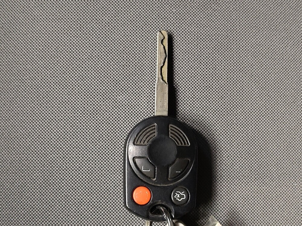 2015 Ford Escape in Arlington, TX 76011 - 18095921 32