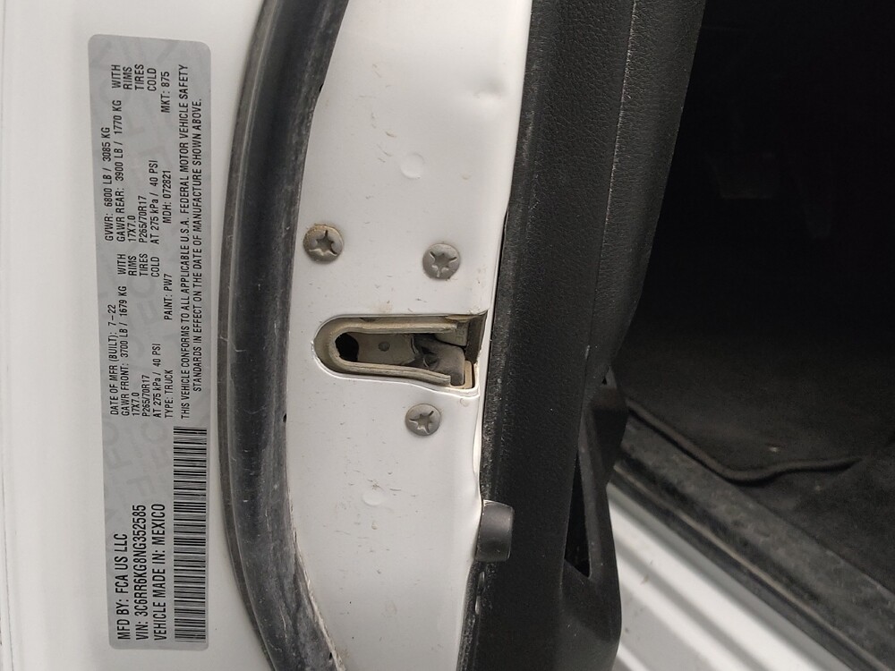 2022 RAM 1500 in Fort Worth, TX 76116 - 18095922 33