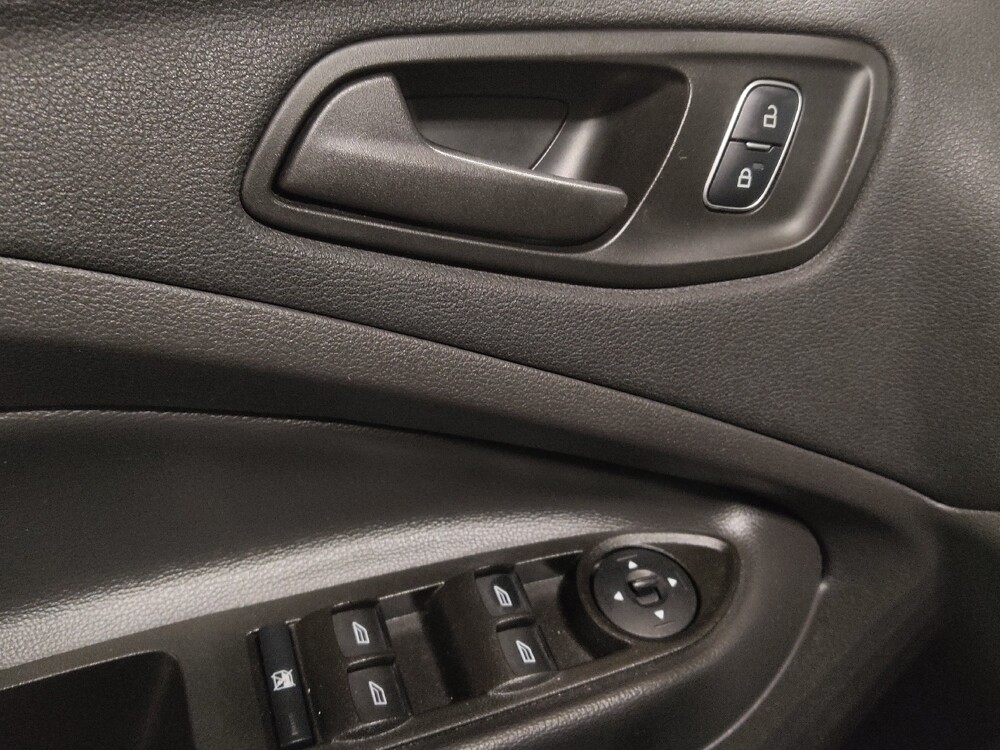 2017 Ford Escape in Lubbock, TX 79424 - 18095924 27