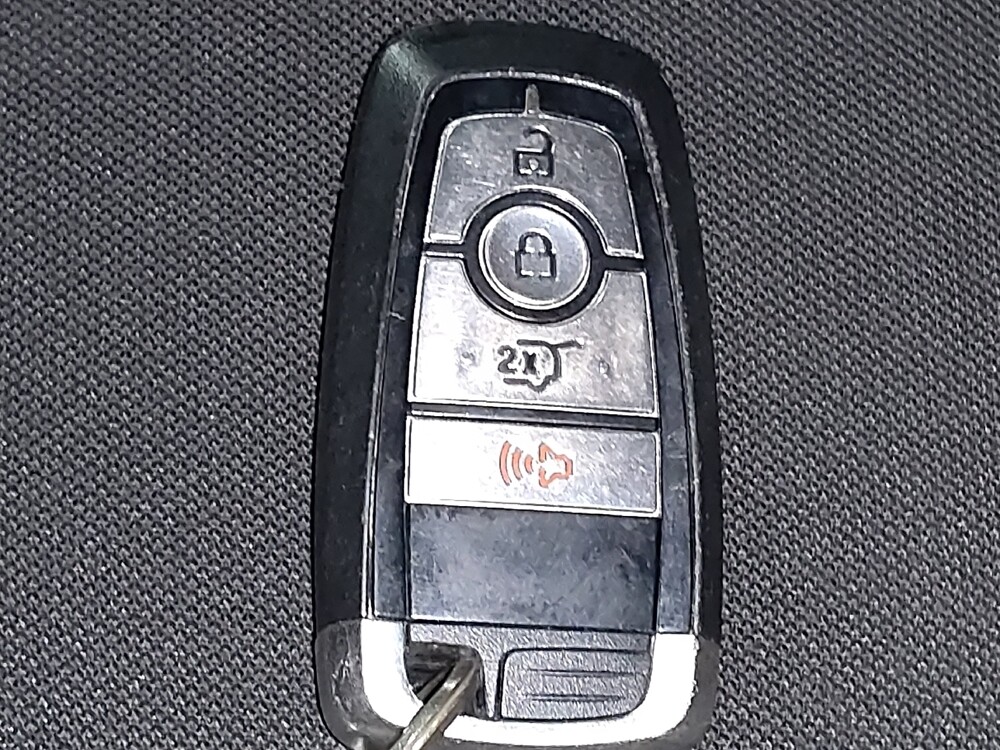 2022 Ford Explorer in Temple, TX 76502 - 18095929 32