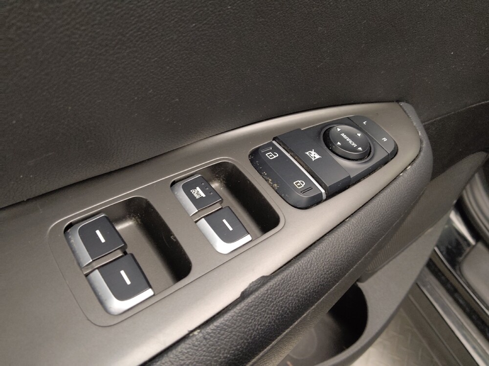 2019 Kia Optima in Denver, CO 80012 - 18095940 27