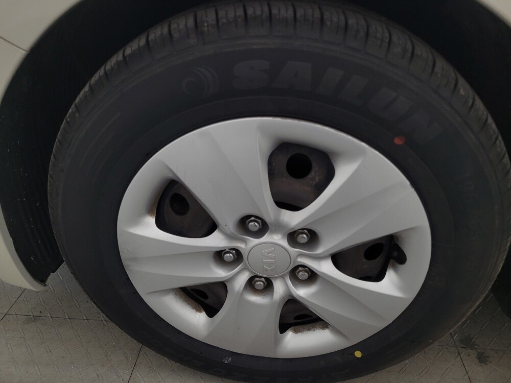 2014 Kia Forte in Tallahassee, FL 32304 - 18095941 31