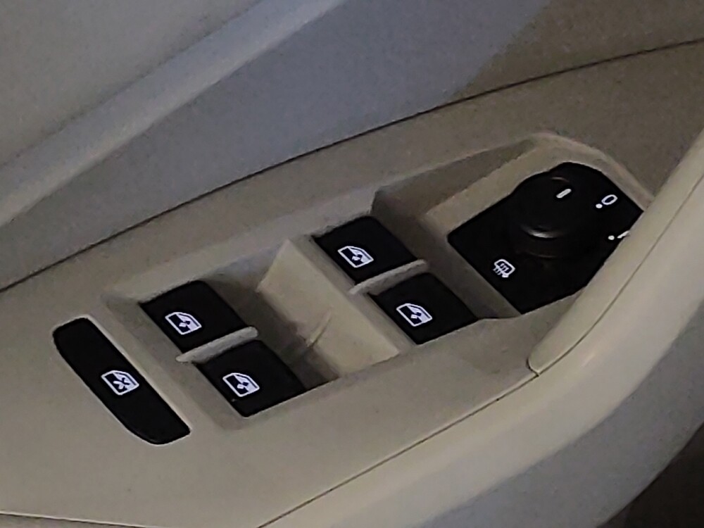 2019 Volkswagen Jetta in Tallahassee, FL 32304 - 18095944 27