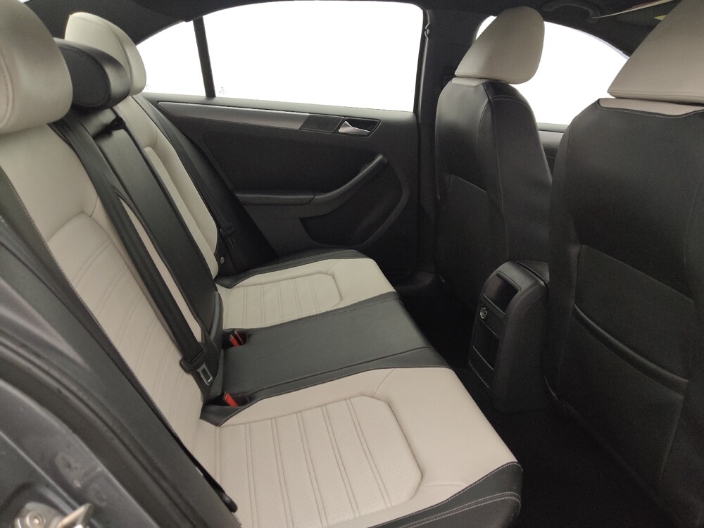 2016 Volkswagen Jetta in Jackson, MS 39211 - 18095946 19