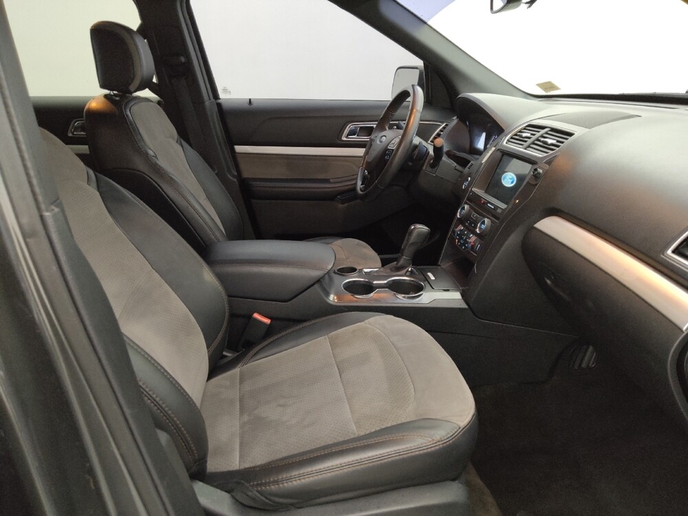 2017 Ford Explorer in Charleston, SC 29414 - 18095947 21