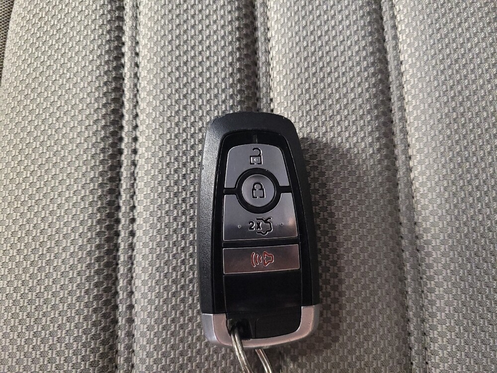 2019 Ford Fusion in Charleston, SC 29414 - 18095948 32