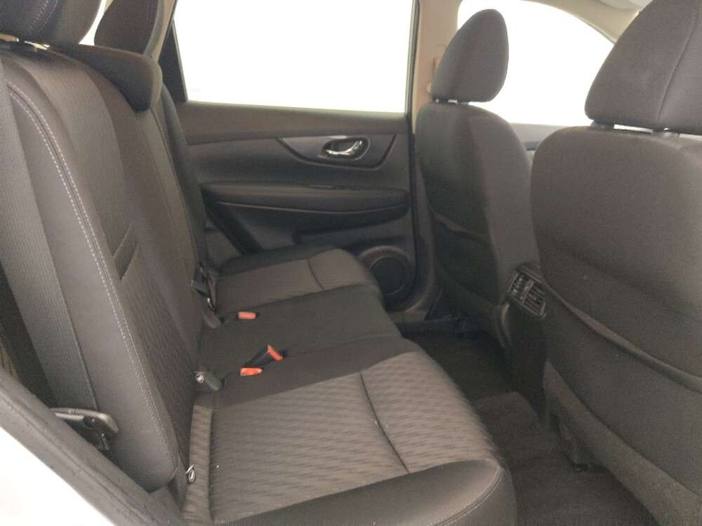 2018 Nissan Rogue in Tallahassee, FL 32304 - 18095950 19