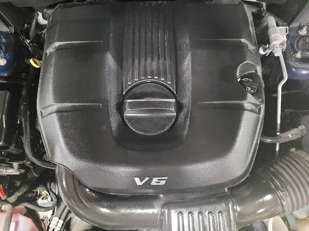 2015 Jeep Grand Cherokee in Tallahassee, FL 32304 - 18095951 30