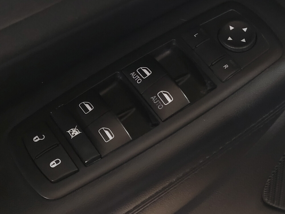 2015 Jeep Grand Cherokee in Tallahassee, FL 32304 - 18095951 27