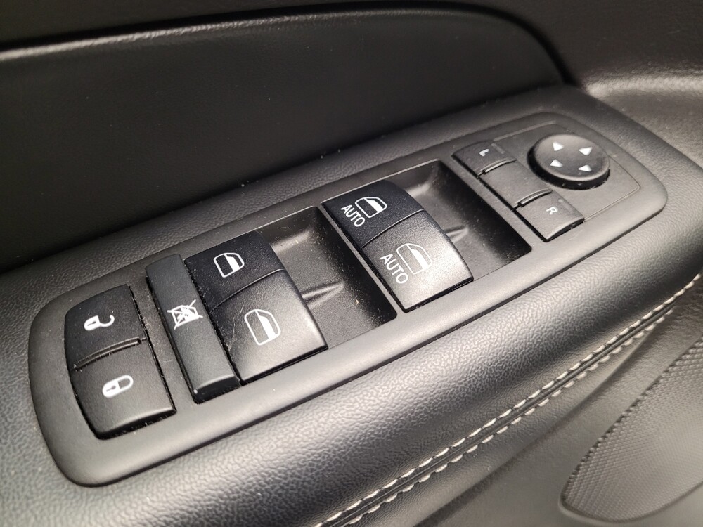 2017 Jeep Grand Cherokee in Downey, CA 90241 - 18095952 27