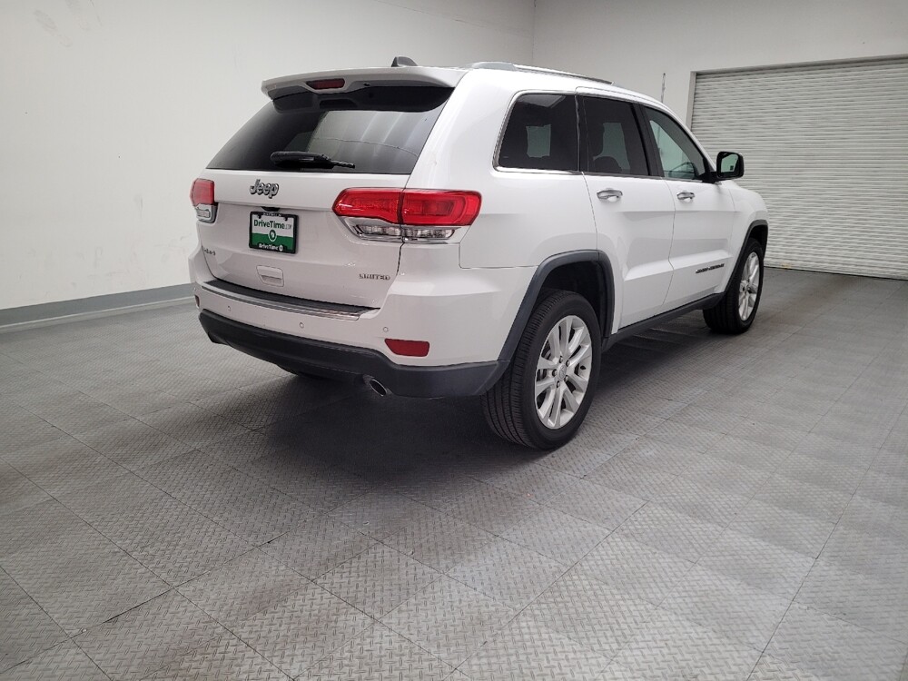 2017 Jeep Grand Cherokee in Downey, CA 90241 - 18095952 9