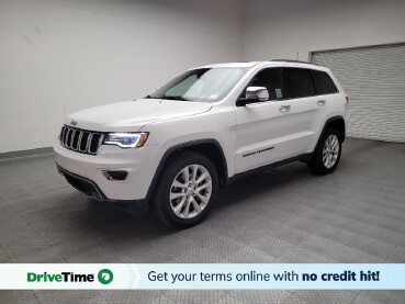 2017 Jeep Grand Cherokee in Downey, CA 90241
