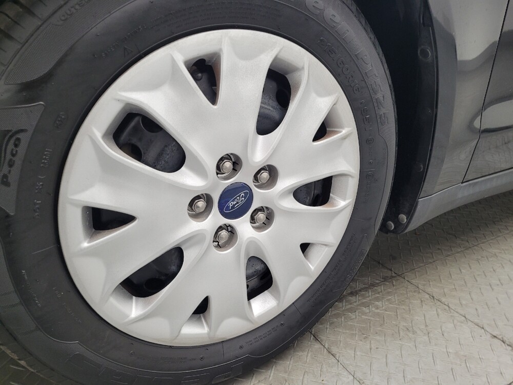 2013 Ford Fusion in Savannah, GA 31419 - 18095957 31