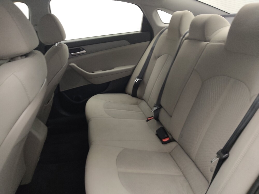 2019 Hyundai Sonata in Fayetteville, NC 28304 - 18095959 18