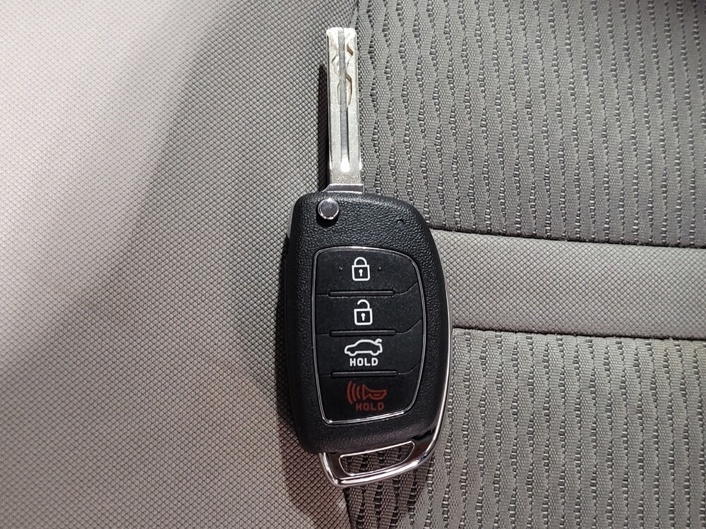 2019 Hyundai Sonata in Fayetteville, NC 28304 - 18095959 32