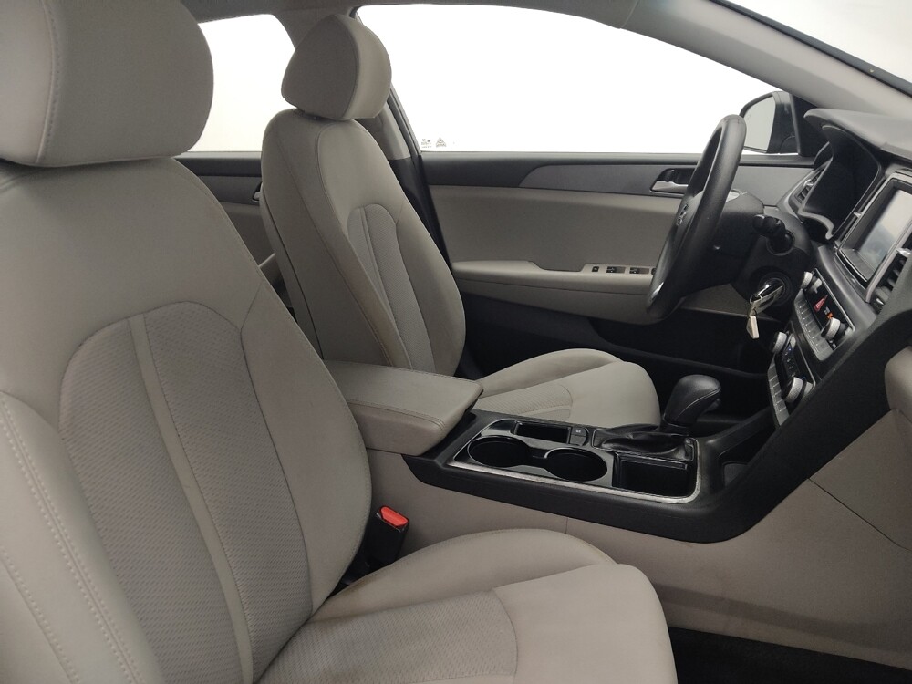 2019 Hyundai Sonata in Fayetteville, NC 28304 - 18095959 21