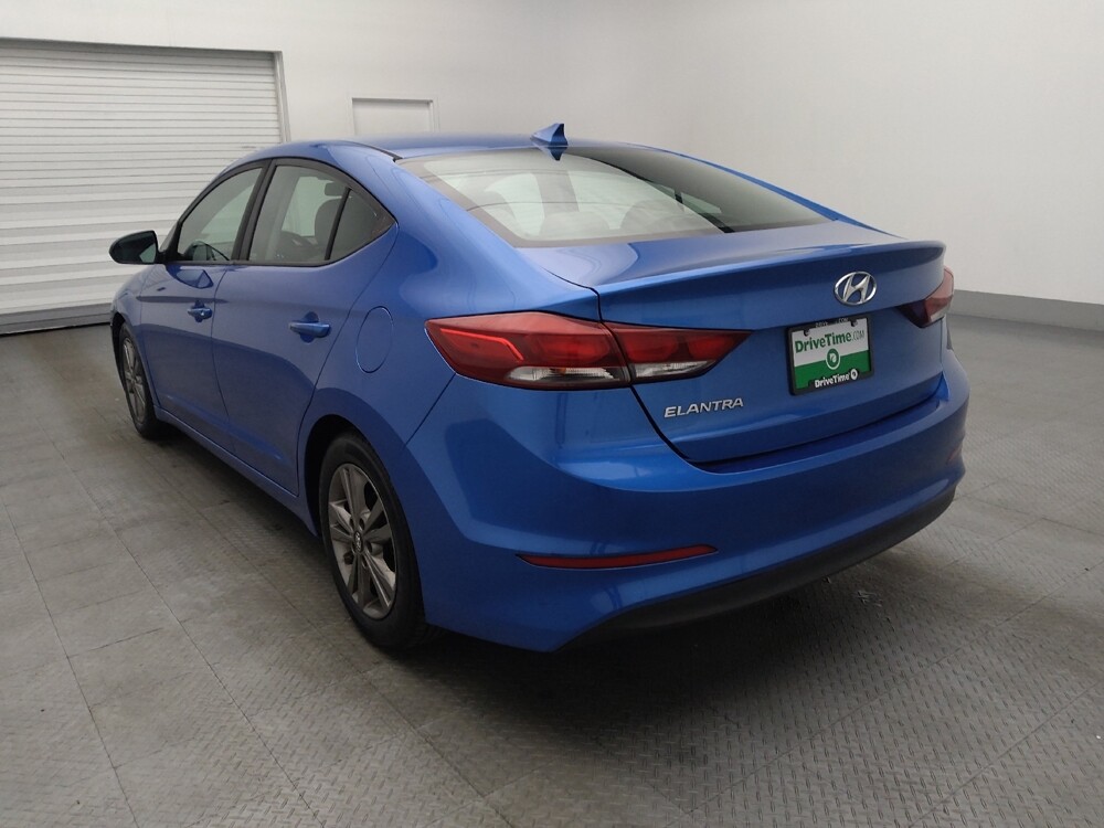 2018 Hyundai Elantra in Jacksonville, FL 32210 - 18095961 5