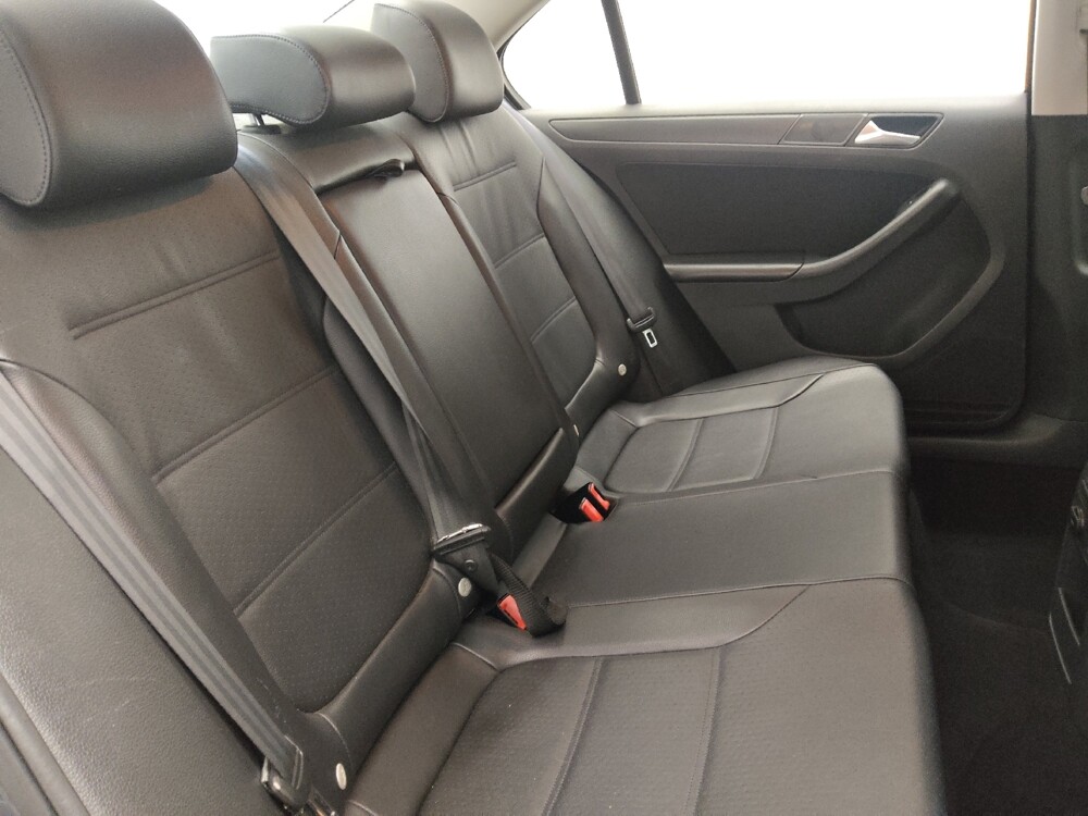 2014 Volkswagen Jetta in Jacksonville, FL 32210 - 18095962 19