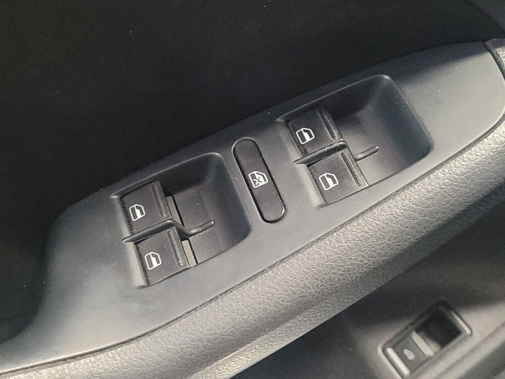 2014 Volkswagen Jetta in Jacksonville, FL 32210 - 18095962 27