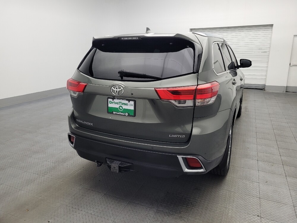 2019 Toyota Highlander in Hialeah, FL 33014 - 18095966 7