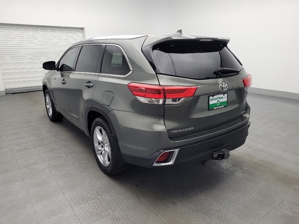 2019 Toyota Highlander in Hialeah, FL 33014 - 18095966 5