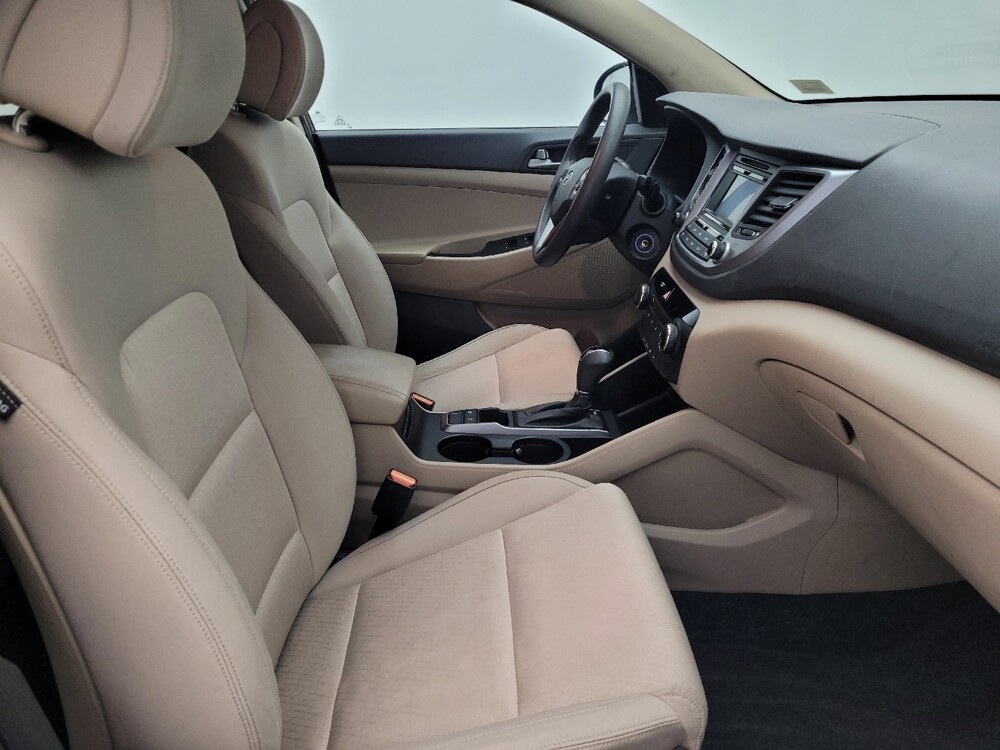 2016 Hyundai Tucson in Jacksonville, FL 32225 - 18095969 21