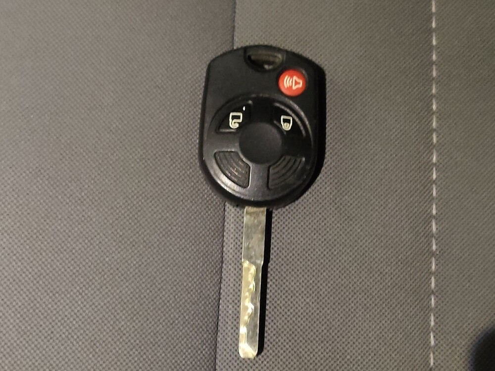 2018 Ford Escape in Gastonia, NC 28056 - 18095978 32