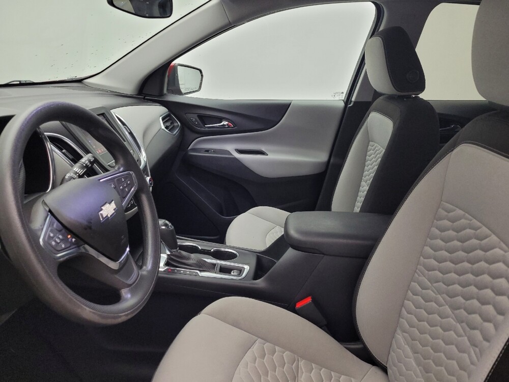 2020 Chevrolet Equinox in Greenville, SC 29607 - 18095980 17