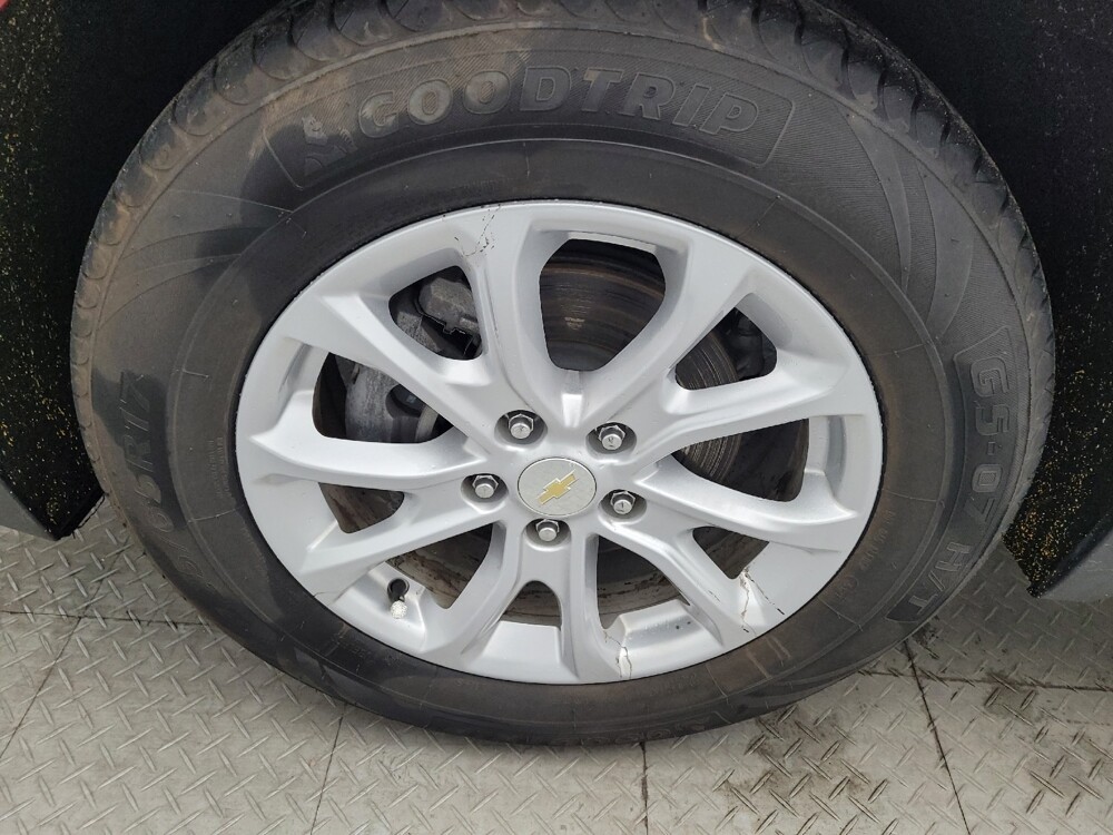 2020 Chevrolet Equinox in Greenville, SC 29607 - 18095980 31