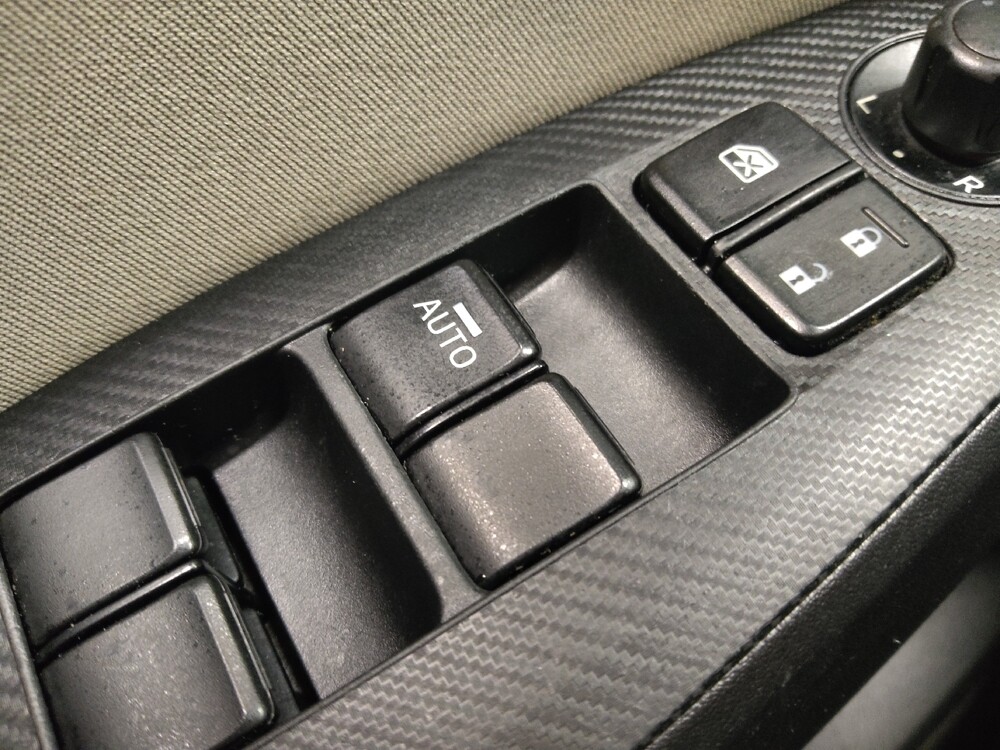 2015 Mazda MAZDA3 in Greensboro, NC 27407 - 18095982 27