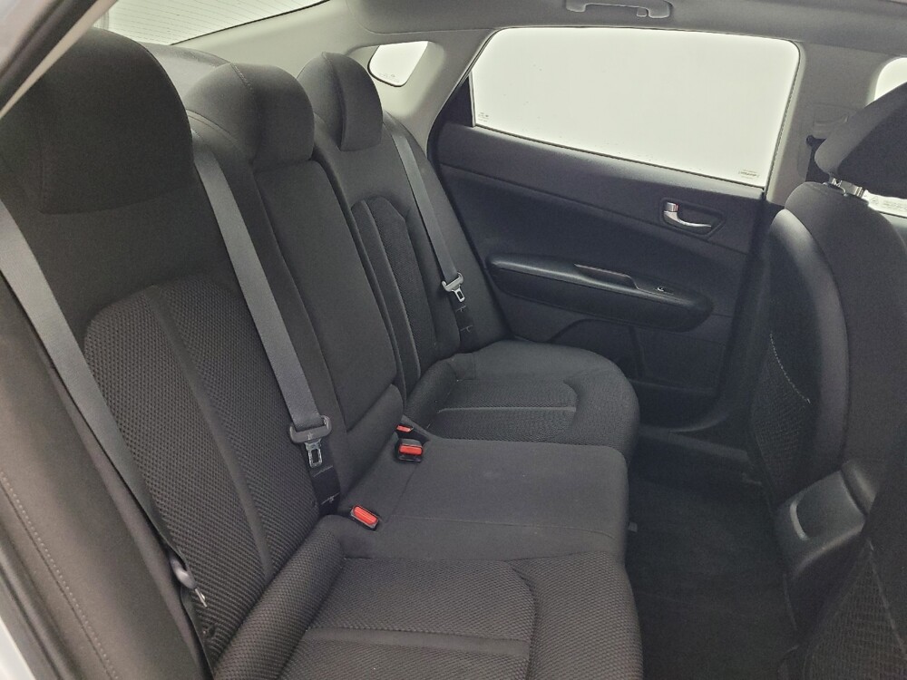 2019 Kia Optima in Conway, SC 29526 - 18095988 19