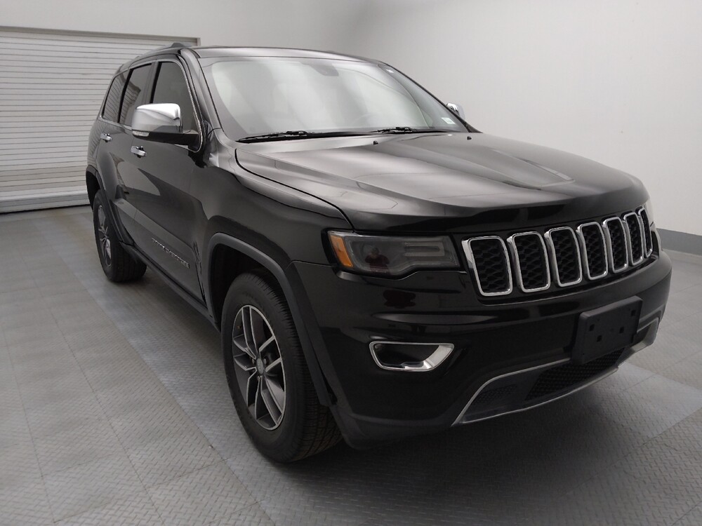 2017 Jeep Grand Cherokee in Wichita, KS 67207 - 18095993 13