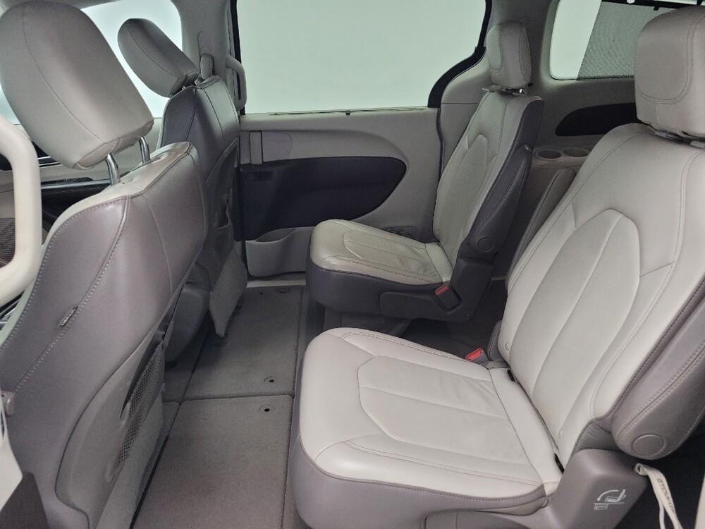 2017 Chrysler Pacifica in Memphis, TN 38128 - 18095997 18