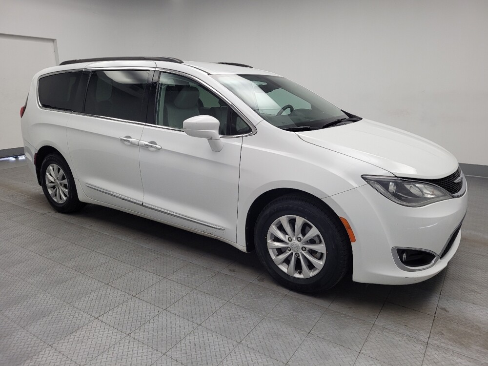 2017 Chrysler Pacifica in Memphis, TN 38128 - 18095997 11