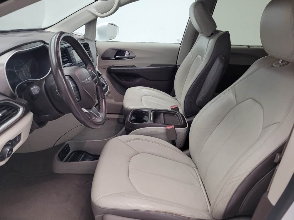 2017 Chrysler Pacifica in Memphis, TN 38128 - 18095997 17