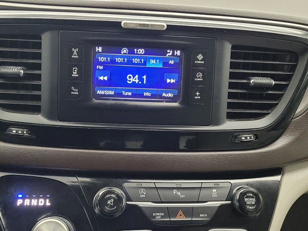 2017 Chrysler Pacifica in Memphis, TN 38128 - 18095997 25