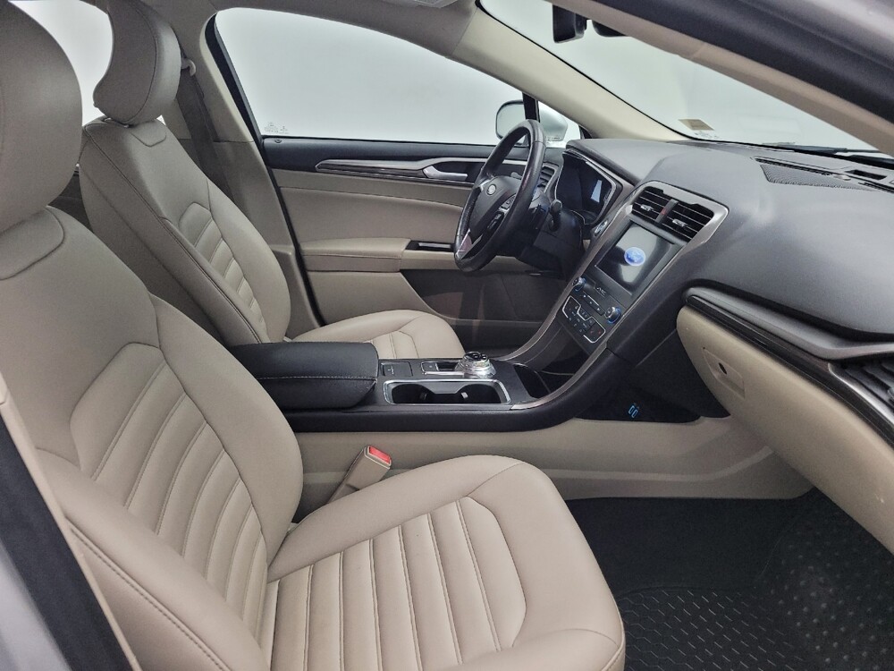 2019 Ford Fusion in Memphis, TN 38115 - 18095998 21