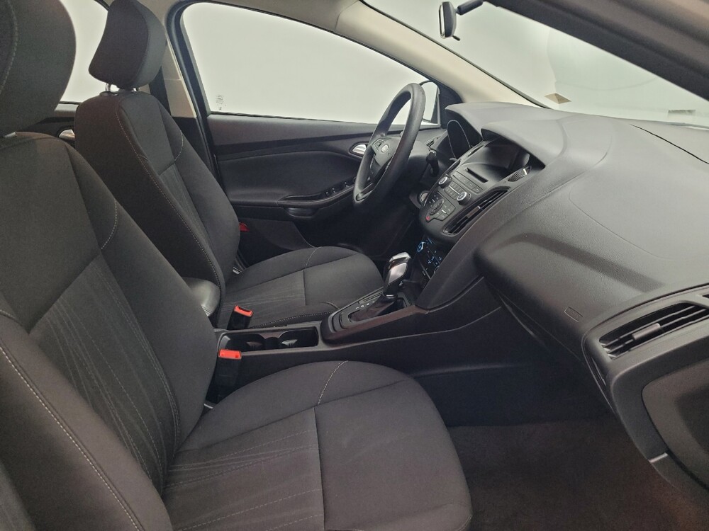 2016 Ford Focus in Huntsville, AL 35816 - 18095999 21