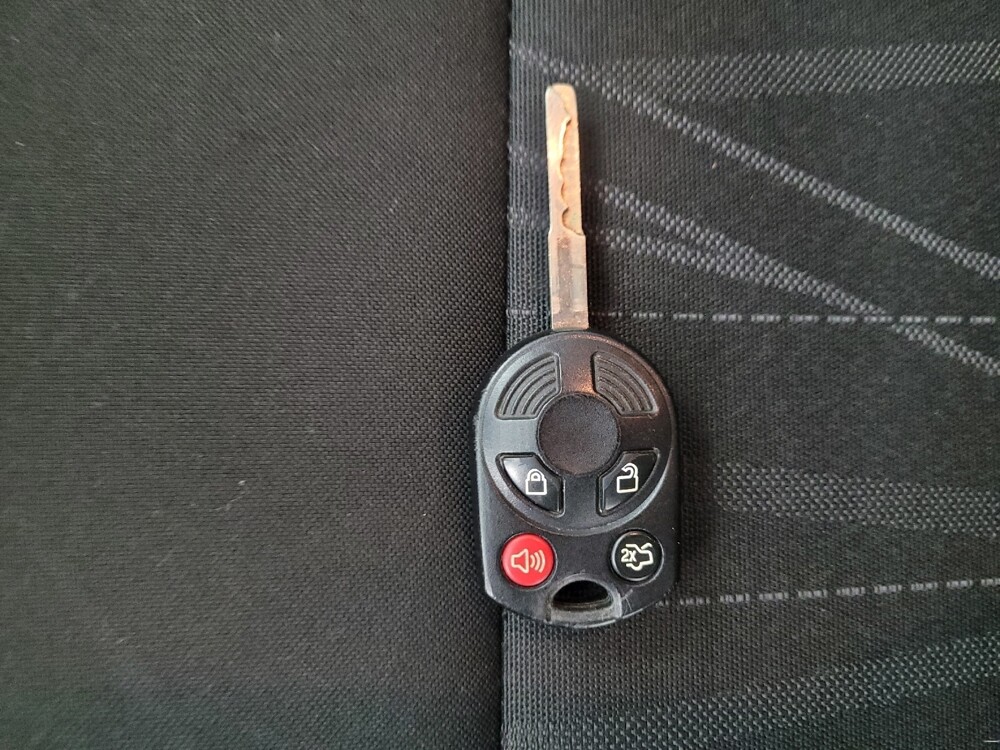 2016 Ford Focus in Huntsville, AL 35816 - 18095999 32