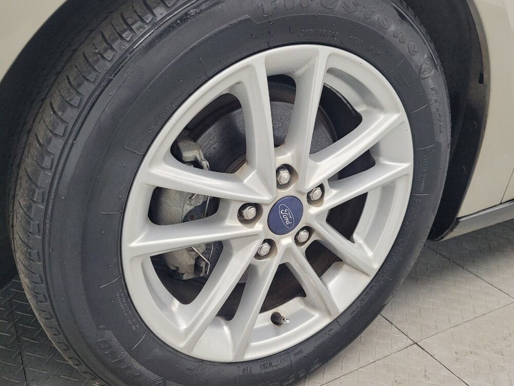 2016 Ford Focus in Huntsville, AL 35816 - 18095999 31